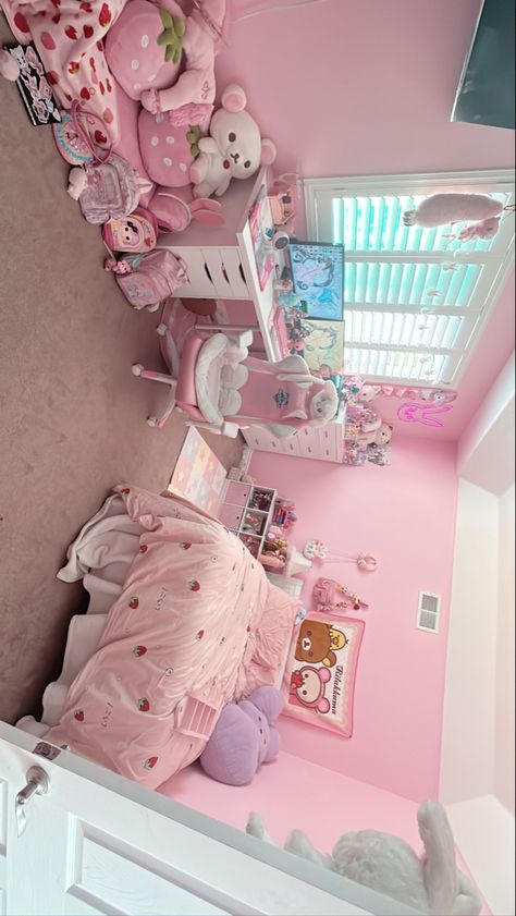 Kidcore Room, Sanrio Bedroom, Polaroid Book, Sanrio Room, Kawaii Room Ideas, Hello Kitty Room Decor, Hello Kitty Bedroom, Nice Rooms, Images Hello Kitty