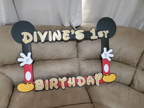 Mickey Mouse Picture Frame, Mickey Mouse Photo Frame, Picture Frame Photo Booth, Mickey Mouse Photo Booth, Mickey Mouse Frame, Mickey Mouse Photo, Handmade Cards For Friends, Mickey Mouse Party Decorations, Mickey Mouse Letters