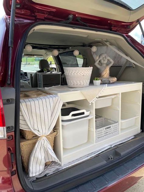 Car Camper Conversion Suv, Suv Van Life, Suv Living Ideas, Microcamper Diy, Suv Storage Ideas, Suv Camping Hacks, Living In Car Aesthetic, Minivan Living, Living Out Of Your Car