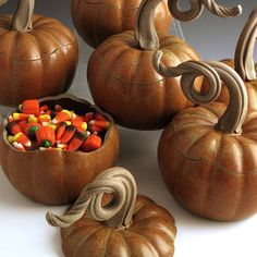 Pottery Pumpkins, Pumpkin Pottery, Fall Pottery, Pumpkin Ceramic, Handmade Ice Cream, Handmade Bread, Pottery Stoneware, Halloween Cards Handmade, Thanksgiving Harvest