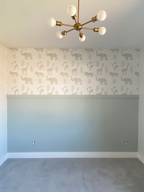 Kids Accent Wall, Half Wallpaper, Half Wall Ideas, How To Wallpaper, Childrens Bedroom Wallpaper, Half Painted Walls, Kids Bedroom Wallpaper, Shared Nursery, Wallpaper Walls Bedroom