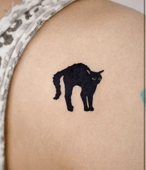 Crazy Cat Tattoo, Cat Teeth Tattoo, Scared Cat Tattoo, Striped Cat Tattoo, Small Black Cat Tattoo, Simple Black Cat Tattoo, Savage Cat, Cat Symbolism, Egyptian Cat Tattoos