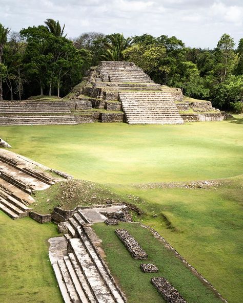 Altun Ha Belize Mayan Ruins, Emo Icons, Ancient Mayan, Mayan Ruins, Central America, Belize, Wonderful Places, South America, Golf Courses