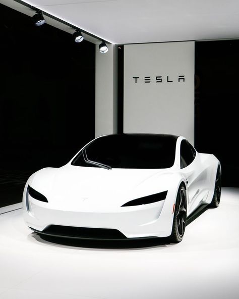 Tesla Sports Car, White Tesla, New Tesla Roadster, Car Tesla, Wallpaper Hippie, Georgie Porgie, Luxe Auto's, Motor Mobil, New Tesla