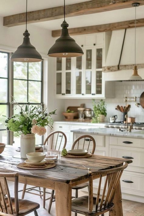 English Kitchen Ideas, Farmhouse Dining Room Decor Ideas, Farmhouse Dining Room Decor, Dining Room Decor Ideas, English Kitchen, Rustic Farmhouse Kitchen, Traditional Farmhouse, Kitchen Farmhouse, Room Decor Ideas