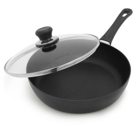 Scanpan Classic Saute Pan with Lid 20101204  10 1025 *** To view further for this item, visit the image link.Note:It is affiliate link to Amazon. Best Pans, Steamed Vegetables, Yummy Chicken Recipes, Metal Tools, Cookware Sets, Non Stick Pan, Favorite Kitchen, Cookware Set, Home Chef