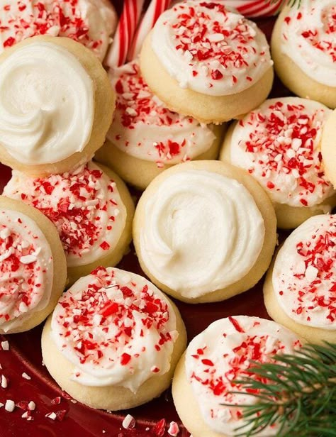 Peppermint Sugar Cookies with Cream Cheese Frosting - Cooking Classy Meltaway Cookies, Peppermint Recipes, Eggnog Cookies, Peppermint Sugar Cookies, Peppermint Chocolate, Best Christmas Cookie Recipe, Christmas Cookie Recipes, Peppermint Sugar, Peppermint Cookies