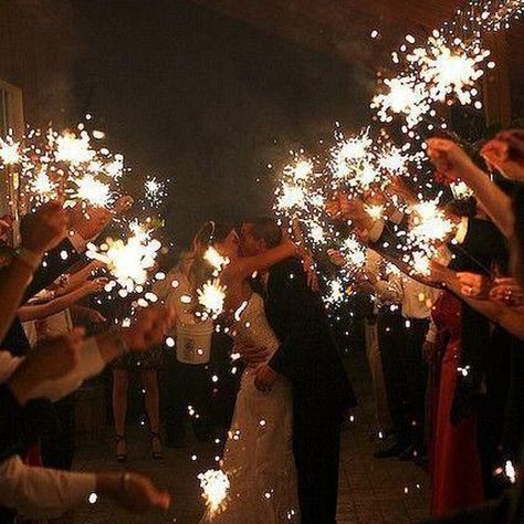 Giant SPARKLERS!! Need we say more? A sparkler send off anyone? Or sparkler alfresco first dance? Or just a bit of fun for guests when the sun sets. ⁠ ⁠ ⁠ ⁠ ⁠Reception decor ☞ @theweddingomd⁠ ⁠ ⁠Reception decor ☞ @theweddingomd⁠ ⁠ ⁠Reception decor.☞ @theweddingomd⁠ ⁠ #rusticwedding #sparklerwedding #wedding #weddingsparklers #etsyseller #etsyshop #weddinginspo #weddinginspiration #barnwedding #outdoorwedding #giantsparklers #weddings #weddingdecor #weddingideas #receptiondecor #tablescape #longs Bonfire Night Wedding, Bonfire Wedding, Sparkler Sign, Sparkler Exit Wedding, Winter Wedding Photos, Harbor Wedding, Wedding Send Off, Sparkler Send Off, Wedding Exits