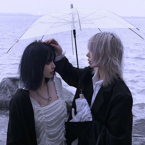 Two People, The Ocean, Umbrella