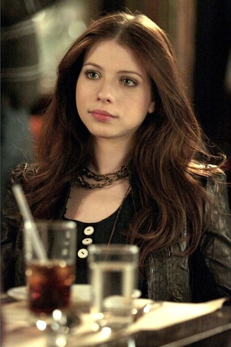 Pin for Later: Gossip Girl: Where Are the Stars Now? Michelle Trachtenberg as Georgina Sparks Michelle Trachtenberg, Gossip Girls, Blake Lively, Blair Waldorf, Georgina Sparks, Jenny Humphrey, Nate Archibald, Gossip Girl Outfits, Chuck Bass