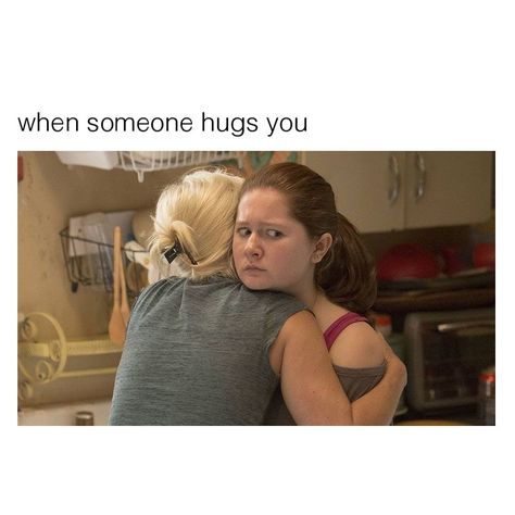 Awkward hugger Not A Hugger, Mom Memes, Tough Day, Bones Funny, Dankest Memes, Funny Images, I Laughed, Funny Jokes, Funny Quotes