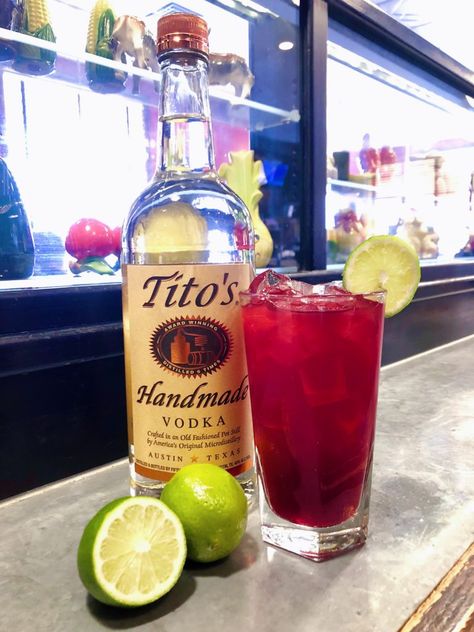 Tito Vodka Drinks, Titos And Koolaid, Drinks With Titos Vodka, Titos Vodka Drinks, Titos Vodka Recipes, Sprite Recipe, Alcoholic Recipes, Drinks Recipe, Food Post