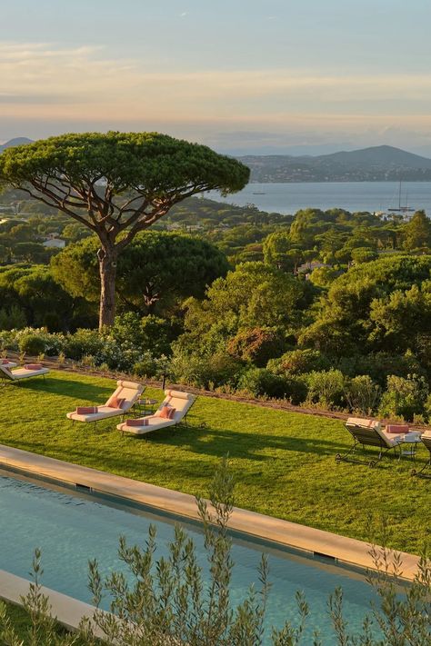 Hotel sea view | Saint Tropez | Château de la Messardière Hotel Swimming Pool, Indoor Spa, French Luxury Brands, Clear Blue Water, Hotel Luxury, Spa Offers, Amazing Spaces, Private Beach, Us Beaches