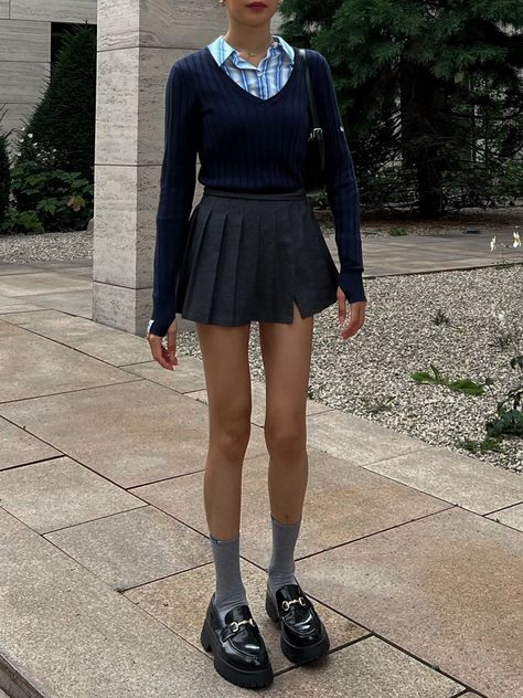 Grey school skirt