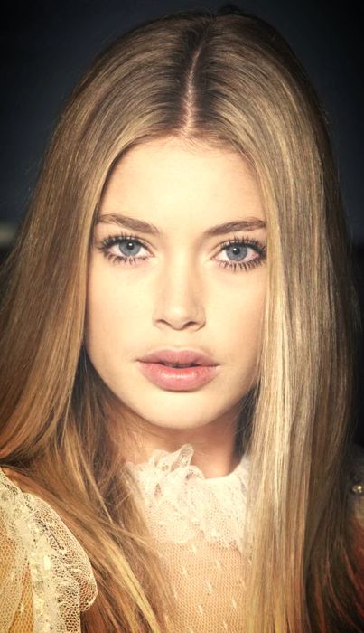 Cool Easy Hairstyles, Doutzen Kroes, Face Card, Beauty Inspiration, Rapunzel, Adventure Time, Makeup Inspiration, A Black, Easy Hairstyles