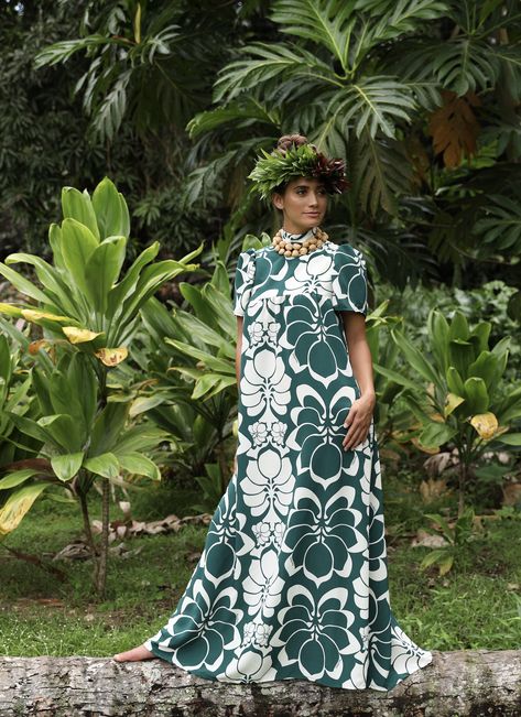 Tahitian Dress, Polynesian Fashion, Poly Dress, Hawaiian Fashion, Island Wear, Holiday Lookbook, Muumuu Dress, Island Dress, Tropical Fashion