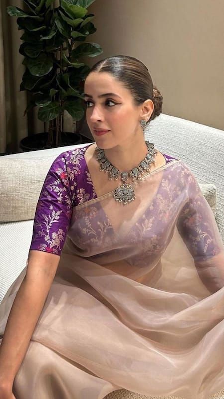 Pink Saree With Red Blouse, Indian Ware Dresses, Sanya Malhotra In Saree, Ash Color Saree Blouse Combination, Organza Saree Dress Design Ideas, Colour Combinations Clothes For Wedding, Purple Blouse Contrast Saree, Sanya Malhotra Saree, Saree Colour Combination Ideas