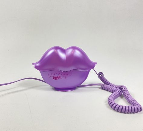 Bratz trendy rare lips telephone Y2k Shelf Decor Bedroom Y2k, Bratz Aesthetic Decor, Early 200s Room Aesthetic, Bratz Dolls Aesthetic Room Decor, Bratz Home Decor, Y2k Aesthetic Decor, Early 2000s Decor, Mcbling Room Decor, Y2k Telephone