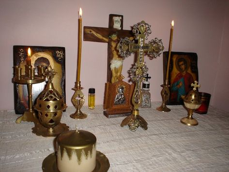 Keeping the Orthodox Faith Alive at Home » St. John's Orthodox Church Orthodox Candles, Church Home, Prayer Closet, Evening Prayer, Prayer For Family, Home Altar, Singing Happy Birthday, Orthodox Christianity, Orthodox Church