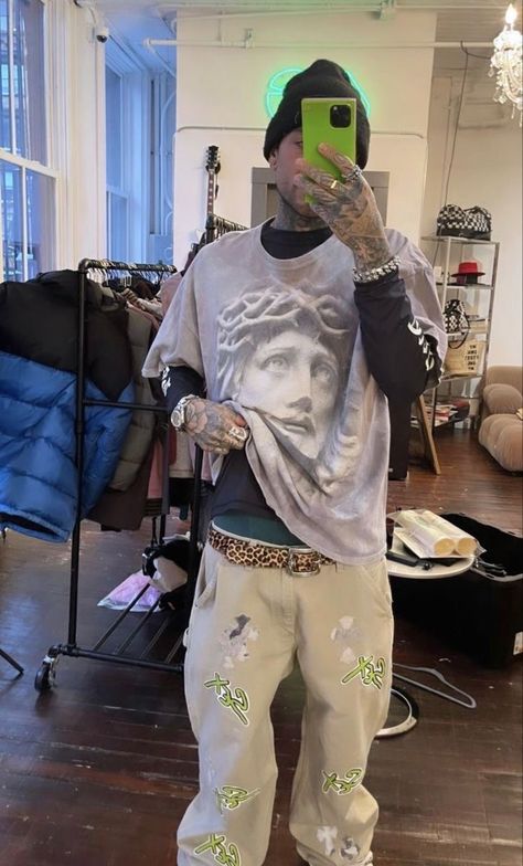 Chrome Hearts Aesthetic Outfit, Asap Rocky Outfits, Hiphop Fashion, Drippy Outfit, Streetwear Outfit Ideas, Grunge Guys, Aesthetic Guys, Next Clothes, Indie Outfits