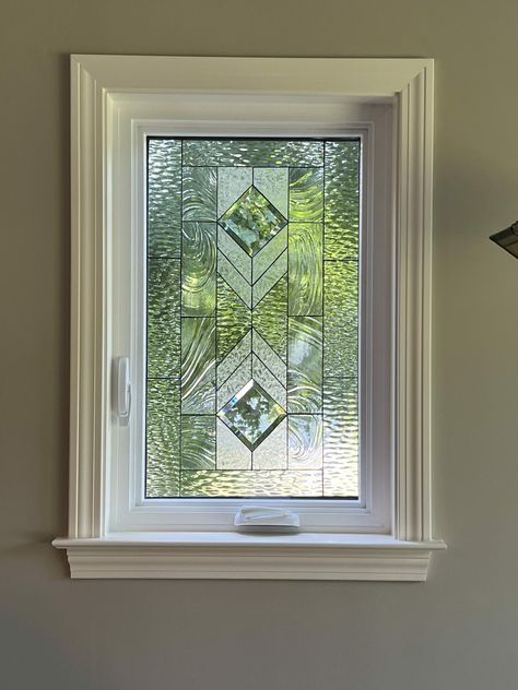 Tinted Bathroom Window, Stained Glass Windows In Bathroom, Textured Glass Window, Stained Glass Window Bathroom, Clear Stained Glass Window, Backdoor Decor, Stained Glass Bathroom Window, White Stained Glass Window, Bathroom Window Ideas