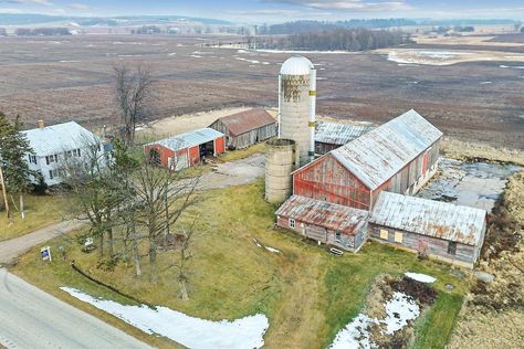 Creativity Room, Outdoor Wood Burner, Buy Dirt, Country Views, Coldwell Banker Real Estate, Physics Notes, Life Dreams, Outdoor Paradise, Hobby Farm