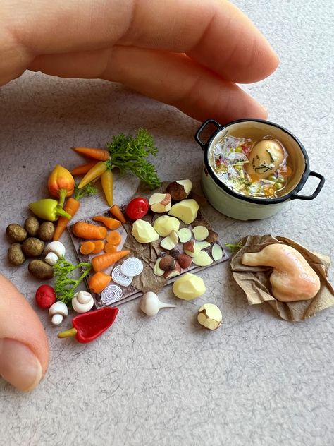 a miniature doll on a scale of 1 to 12. The process of making soup. The composition is made of polymer clay and cardboard. The miniature is suitable for a dollhouse on a scale of 1 to 12 And will also be an excellent children's gift. The composition is as bright as in the photo, the soup is made of resin and polymer clay. Making Tiny Things, Polymer Clay Dollhouse Miniatures Diy, Miniature Clay Ideas, Doll House Miniature, Air Dry Clay Miniatures, How To Make Mini Stuff, Cute Mini Crafts, Mini Clay Food, Doll House Food