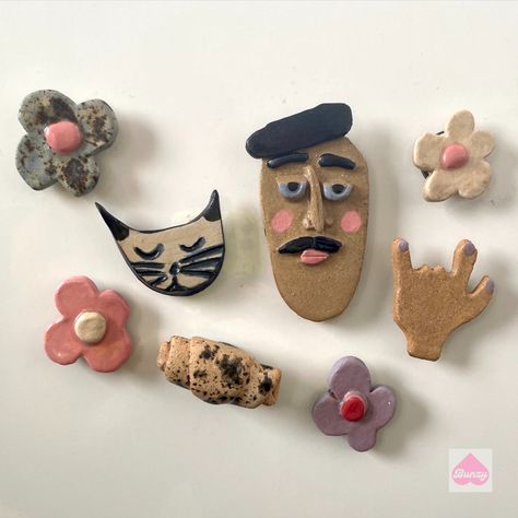 Cute ceramic magnets - flowers, cat, i love you, croissant, man Clay Flower Magnets, Diy Clay Magnets, Ceramic Magnets, Diy Magnets, 2024 Art, Clay Magnets, Flower Magnets, Clay Clay, Clay Flower