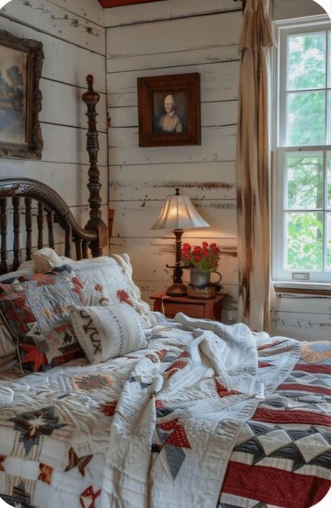 The Princess and the Peddler Colonial Farmhouse Interior Design, Rustic Cottage Bedroom, Primitive Country Bedrooms, Americana Bedroom, Country Bedroom Design, Vintage Farmhouse Bedroom, Moody Lighting, Distressed Wood Furniture, Farmhouse Bedrooms