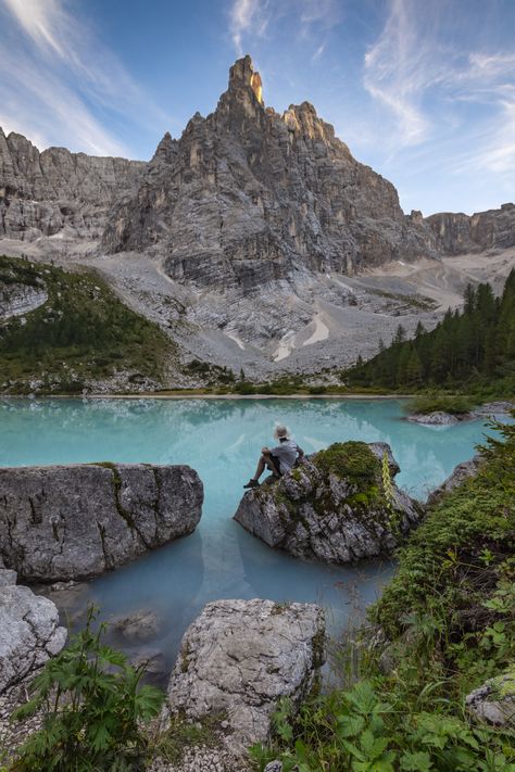 HELPFUL LINK Sorapis Lake South Tyrol Northern Italy, Tirol, Hiking Photography, Hiking Spots, Explore Italy, South Tyrol, Italy Travel Guide, Local Guide, Beautiful Places To Travel