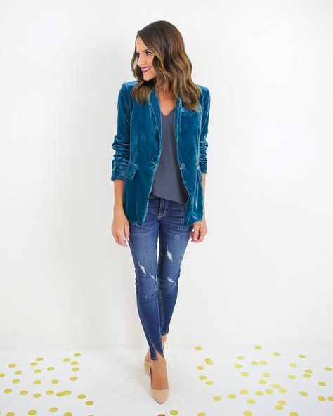 Crushing It Velvet Blazer - Dark Teal Teal Blazer Outfit, Velvet Jacket Outfit, Velvet Blazer Outfit, Velvet Blazer Women, Puffer Vests, Teal Blazer, E Business, Crushing It, High Fashion Looks