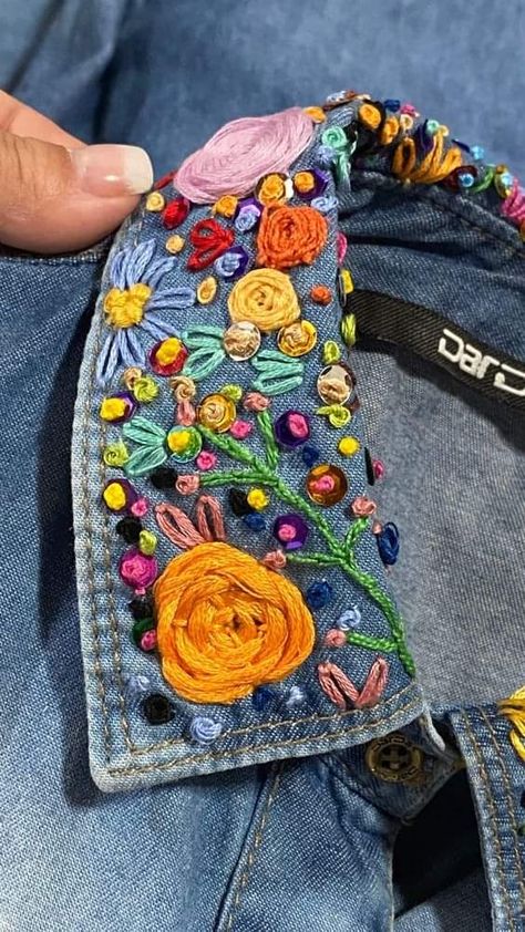 Denim Jacket Embroidery, Embroidery Jeans Diy, Clothes Embroidery Diy, Denim Embroidery, Denim Crafts, Embroidery On Clothes, 자수 디자인, Sewing Embroidery Designs, Hand Embroidery Art