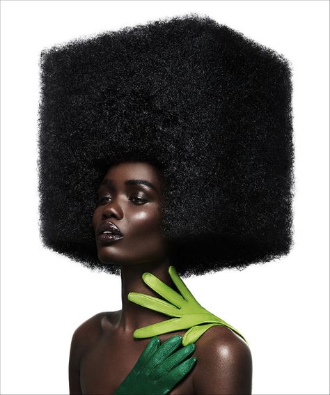 Tina Johnson, Afros, Natural Hair, Black Fashion Models, Dark Skin Pelo Editorial, Drag Make-up, Editorial Hair, Pelo Afro, Afro Wigs, Afro Punk, Hair Reference, Artistic Hair, Crazy Hair