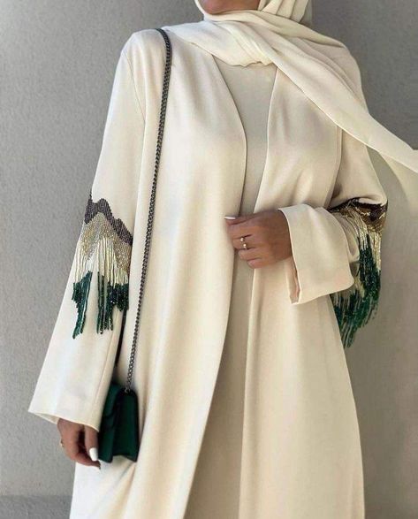 Abaya Collection, Abaya Designs Latest, Abaya Fashion Dubai, Abaya Design, Kaftan Designs, Mode Kimono, Mode Turban, Modest Fashion Hijab, Muslim Fashion Hijab Outfits