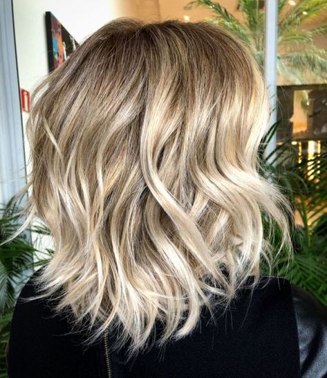 Soft Lob for Thick Wavy Hair Lob For Thick Wavy Hair, Wavy Curly Haircut, Medium Hair Length Styles, Haircuts Over 40, Long Curly Red Hair, Hot Roller Curls, Thick Bob Haircut, Haircuts For Thick Wavy Hair, White Blonde Highlights