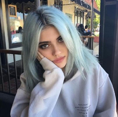 Hair Color For Hazel Eyes, Baby Blue Hair, Blue Hair Aesthetic, Pastel Blue Hair, Best Hair Color, Ombre Blond, Light Blue Hair, Raw Hair, Hair Color Blue