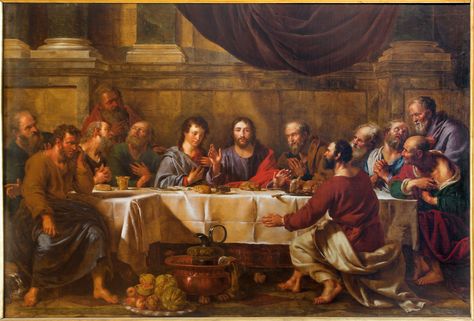 On Holy Thursday, the night before he died, the Lord Jesus made some startling changes in the ritual of the Passover meal.  Instead of being content with the traditional Jewish table blessing over the bread, Jesus proclaimed “take and eat for this is my body.”  Over the third cup of wine, known as the cup … Jesus Last Supper, Lords Supper, Arte Yoga, Holy Thursday, Maundy Thursday, Image Film, The Last Supper, Jesus Images, Last Supper