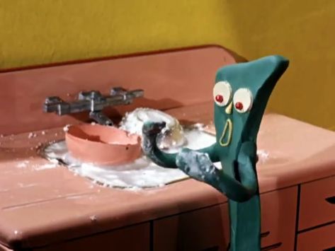 gumby screens (@GumbyScreens) / Twitter Jack Core, Procrastination Humor, Gumby And Pokey, Everything All At Once, Classic Cartoon Characters, Organized Chaos, Classic Cartoons, Reaction Pictures, Mood Pics