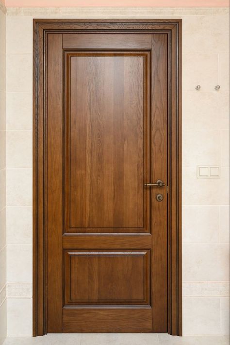 Latest Door Designs, Mahogany Door, House Front Door Design, Home Gate Design, Traditional Front Doors, Single Door Design, Custom Wood Furniture, Door Design Photos, Wood Interior Doors