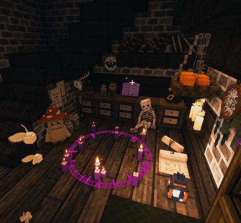 Witch Interiors Minecraft, Minecraft Fortune Teller, Witches Room Minecraft, Witch Home Minecraft, Minecraft Fairycore Interior, Minecraft Witch Interior Design, Minecraft Witch Aesthetic, Magic Room Minecraft, Minecraft Haunted House Interior