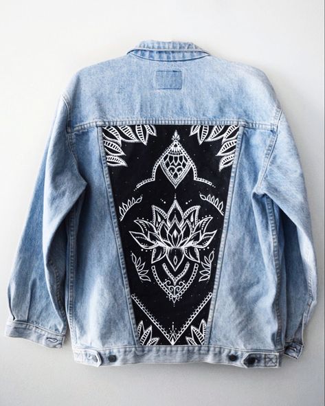 Hand painted denim jacket by Shaky Bones Co. Denim Jacket Design Ideas Paint, Denim Jacket Back Design, Custom Jacket Paint, Diy Denim Jacket Paint Ideas, Denim Painting Jeans, Custom Denim Jacket Paint, Hand Painted Denim Jacket Art, Denim Jacket Painting, Denim Jacket Customized