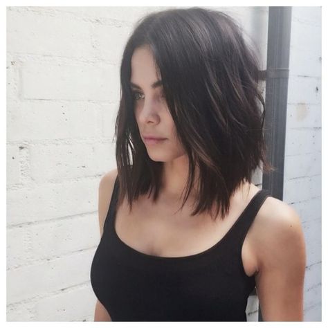 12 Stunning Hair Colors You Need to Try This Fall - Hair Dyes for Autumn Hair Color 2017, Best Hair Dye, Choppy Bob Hairstyles, Jenna Dewan, Lob Hairstyle, Lob Haircut, Long Bob Hairstyles, Penteado Cabelo Curto, Short Hairstyle