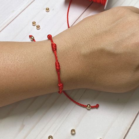 Thanks for the kind words! ★★★★★ "Perfect! Exactly as described in listing. Good quality workmanship. Thanks :)" Laura C. #sevenknotsbracelet #sietenudos Knots Bracelet, Kabbalah Bracelet, Lucky Jewelry, Red Bracelet, Red String Bracelet, Purple Gift, Red String, Macrame Knot, Red Bracelets