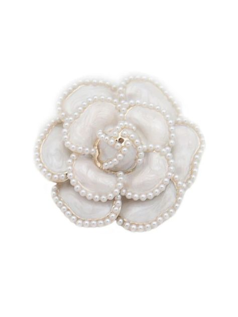 Retro Pearl Solid Floral Brooch – Retro Stage - Chic Vintage Dresses and Accessories Xo Jewelry, Pearl Accessories, Watch Trends, Floral Brooch, Mens Gold Bracelets, Chanel Jewelry, Pearl Brooch, Vintage Pearls, Scarf Jewelry