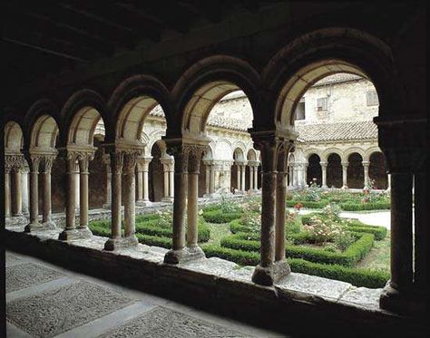 Cloister of a Monastery: Santa María la Real de las Huelgas Monastery Aesthetic, Monastery Interior, Covered Walkways, Monastic Life, Covered Walkway, Paper Architecture, Romanesque Architecture, The Cloisters, Cathedral Church