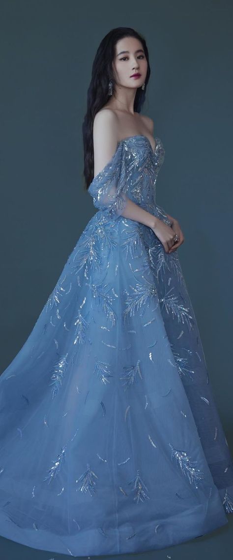 Blue Princess Dress Aesthetic, Blue Gown Aesthetic, Princess Aesthetic Dresses, Light Blue Princess Dress, Blue Fantasy Dress, Ball Gown Aesthetic, Ice Blue Wedding Dress, Princess Dress Aesthetic, Blue Winter Dresses