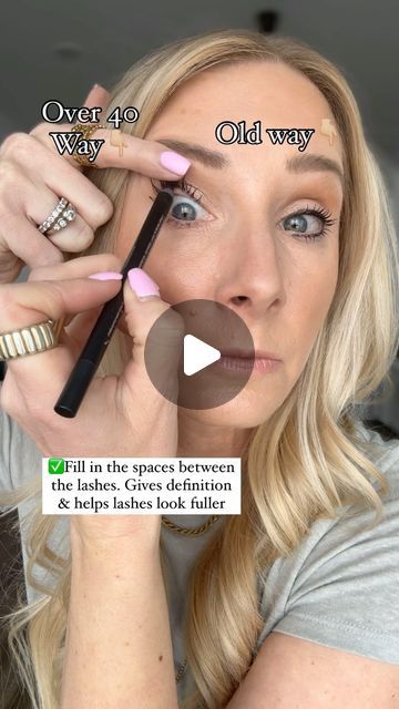 How To Waterline Eyeliner, Waterline Eyeliner Looks Brown Eyes, Eyeliner Vs No Eyeliner, How To Tight Line Eyeliner, Black Eyeliner Looks Simple, Makeup For Watery Eyes, Under Eye Eyeliner Looks, Black Eyeliner Waterline, Eyeliner For Brown Eyes