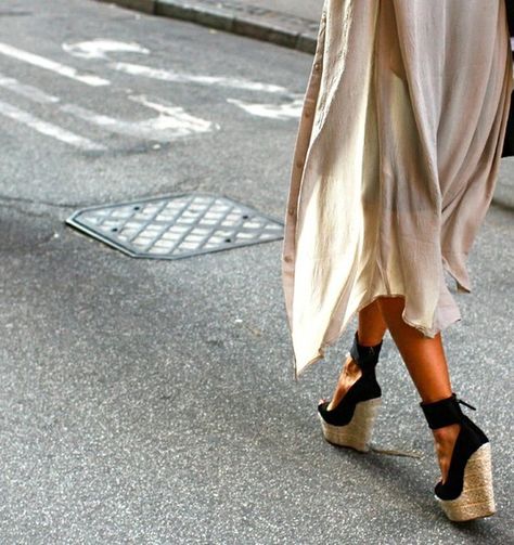 7 Ways to Style Your Espadrilles ... Street Style Stockholm, Gala Gonzalez, Mode Shoes, Emmanuelle Alt, Olivia Palermo, Shoe Obsession, Gigi Hadid, Mode Inspiration, Fashion Street