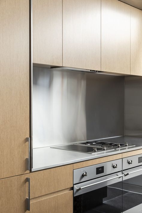 Stainless steel splashback Stainless Steel Kitchen, Steel Kitchen Countertops, Stainless Steel Kitchen Countertops, Stainless Steel Splashback, Stainless Kitchen, Stainless Steel Countertops, Wood Interior Design, Gallery House, Kitchen Island With Seating