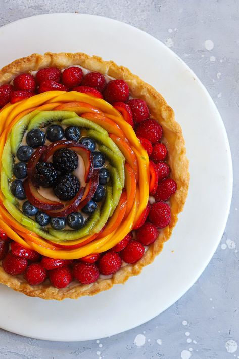 Instant Dessert, Showstopper Dessert, Pastry Cream Filling, Fruit Tart Recipe, Kinds Of Pie, Rainbow Fruit, Impressive Recipes, Rainbow Food, Pastry Cream